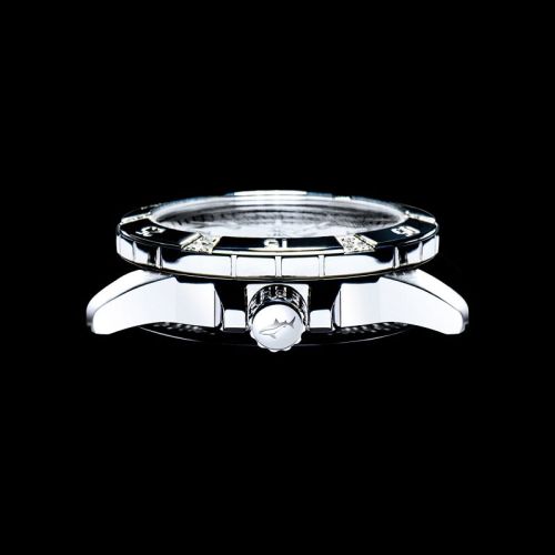 Chris Benz Diamond Diver Black Haven CB-DD200-S-LBS ()